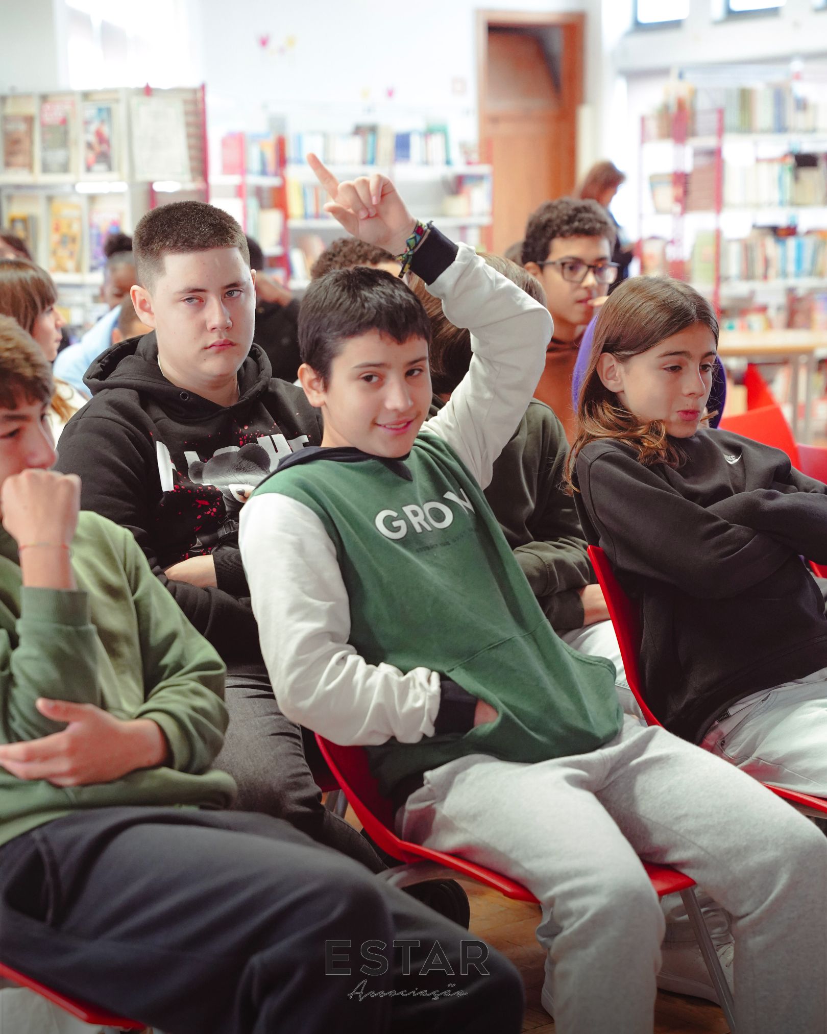 ESTAR: Levar Experiência e Conhecimento às Escolas